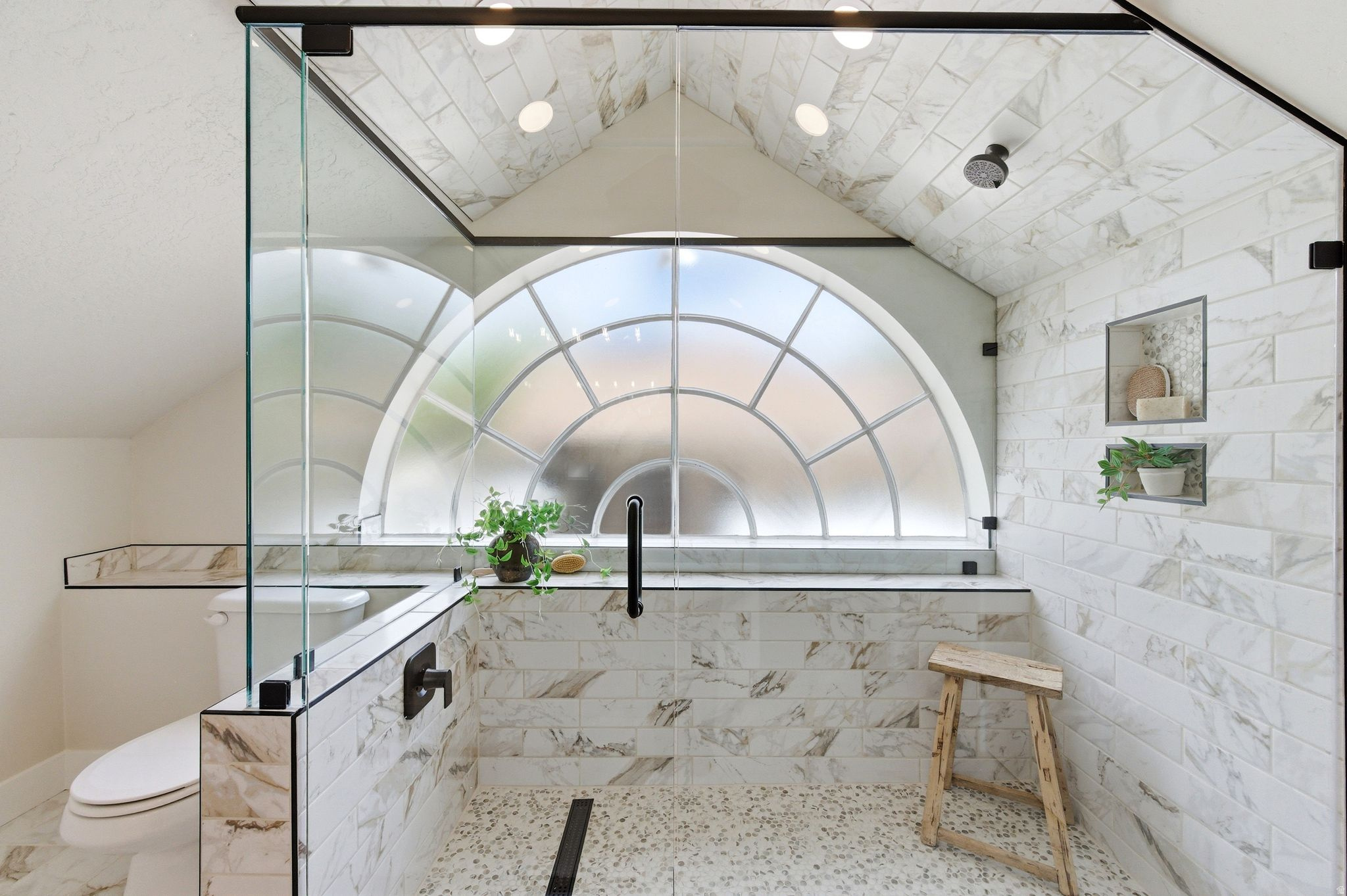 AVENUES - Residential