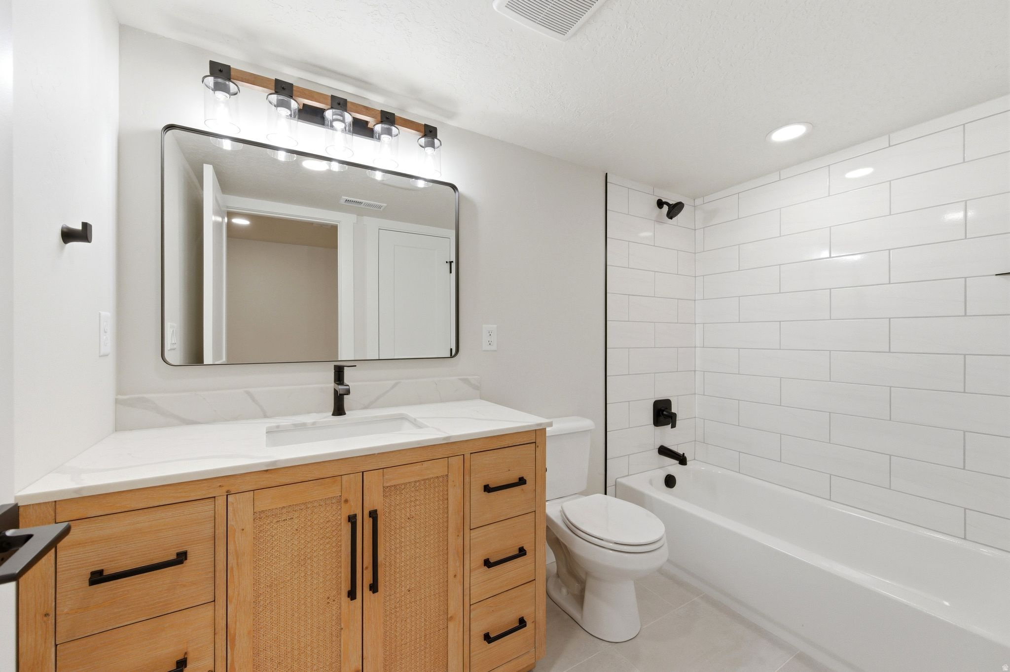 AVENUES - Residential