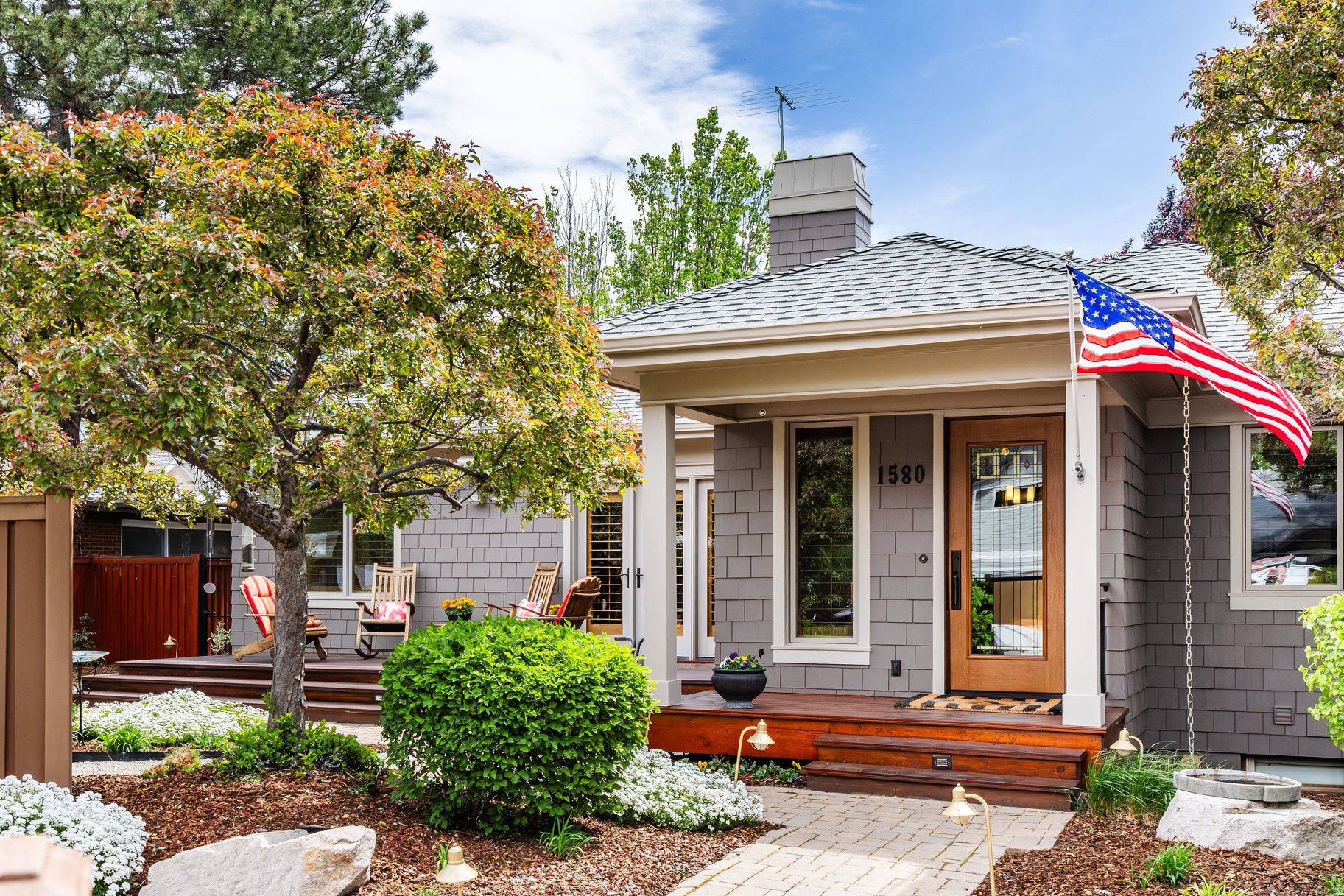 HIGHLAND CIRCLE - Residential