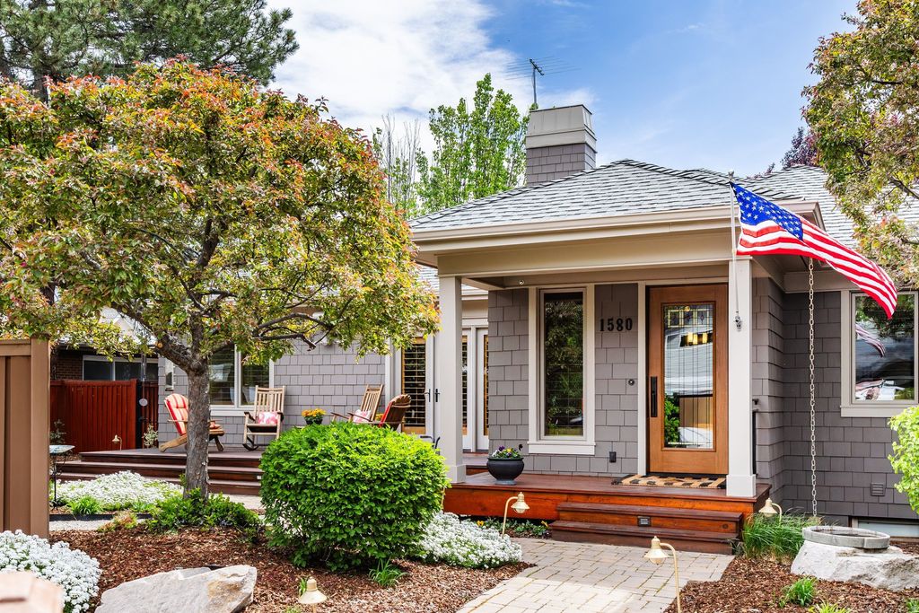 Photo of 1580 EVERGREEN LN, Millcreek, UT 84106 (MLS # 2152830)