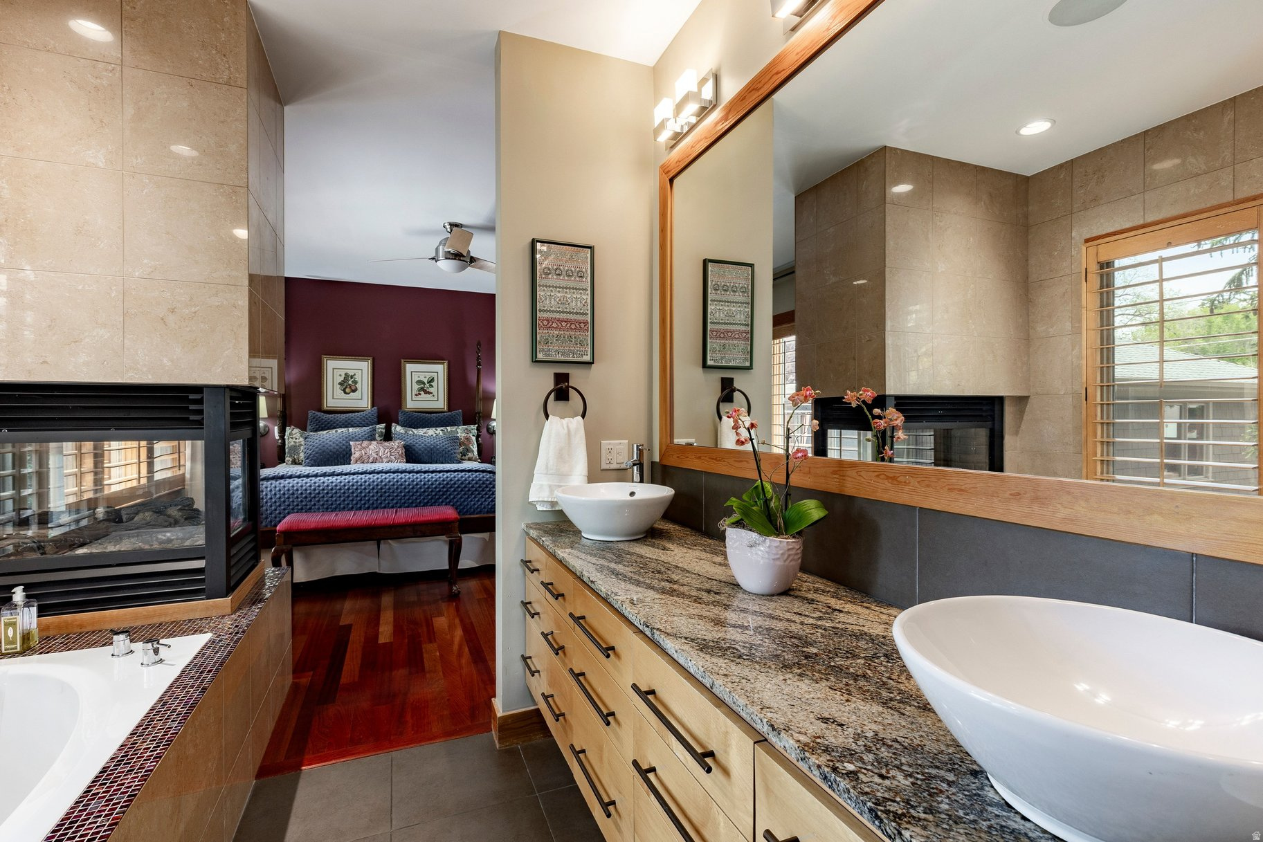 HIGHLAND CIRCLE - Residential