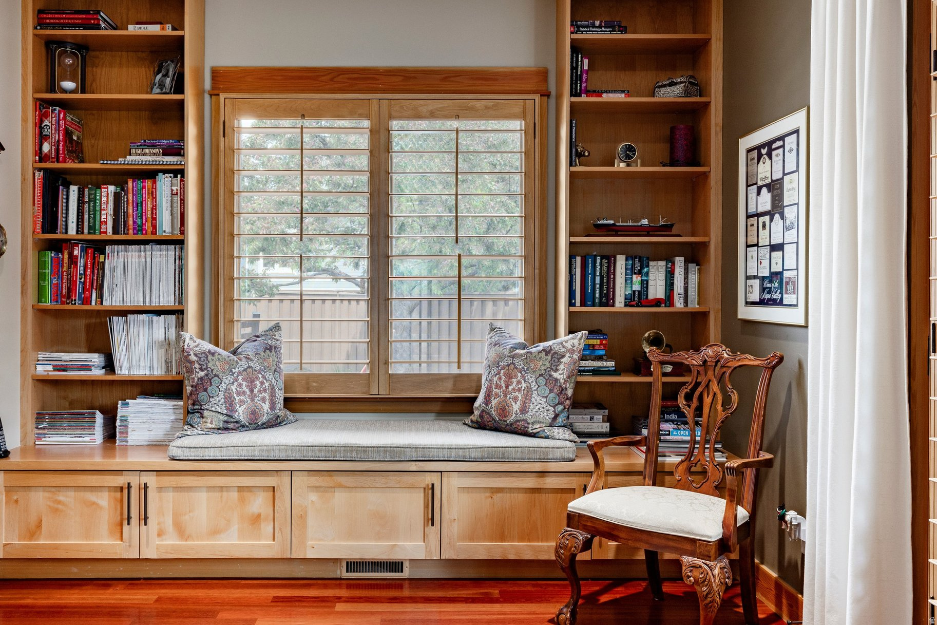 HIGHLAND CIRCLE - Residential