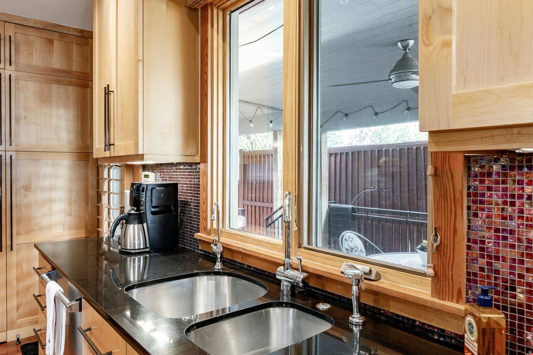 HIGHLAND CIRCLE - Residential