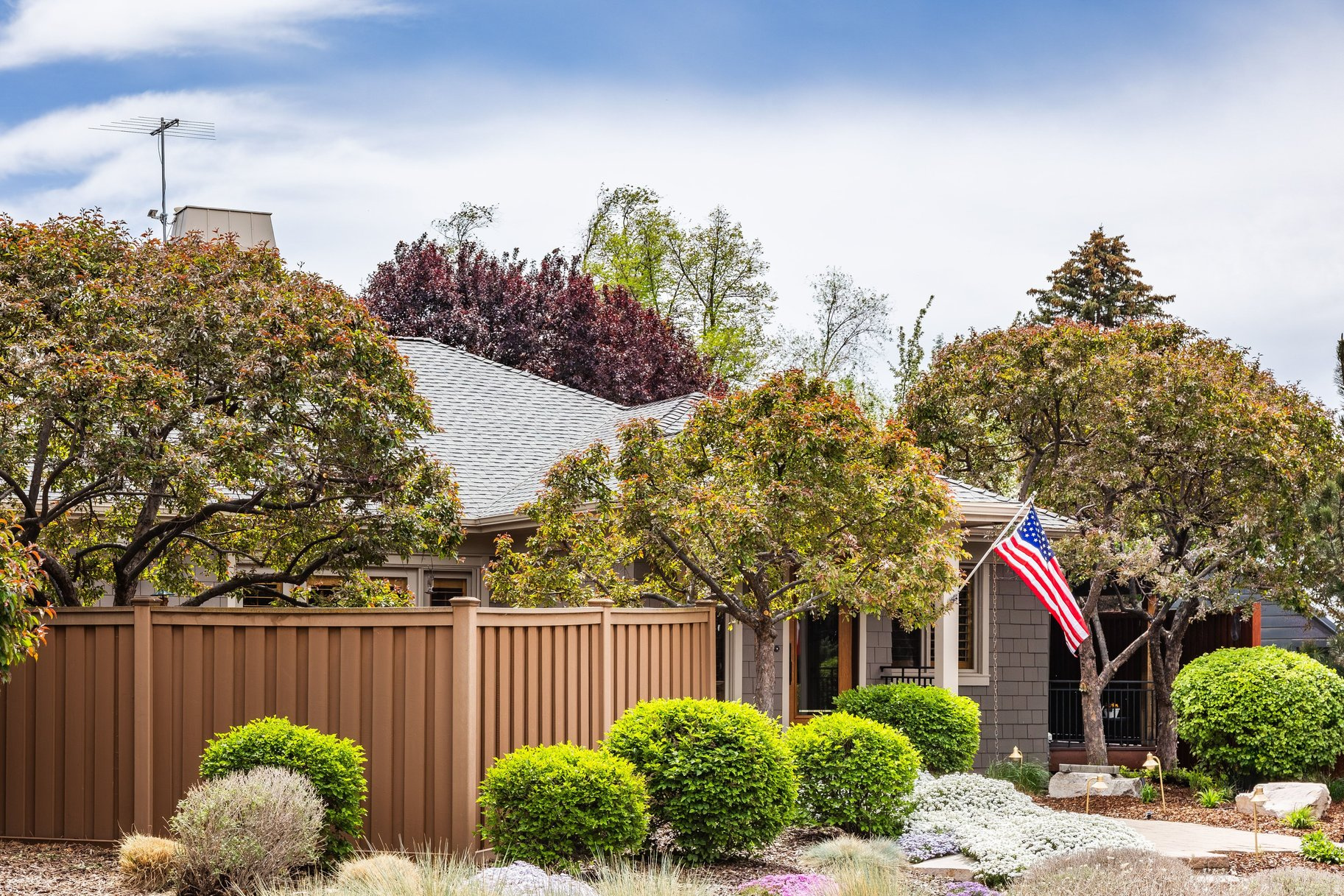 HIGHLAND CIRCLE - Residential