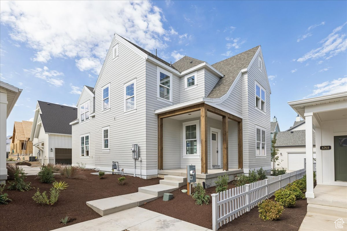 DAYBREAK - Residential