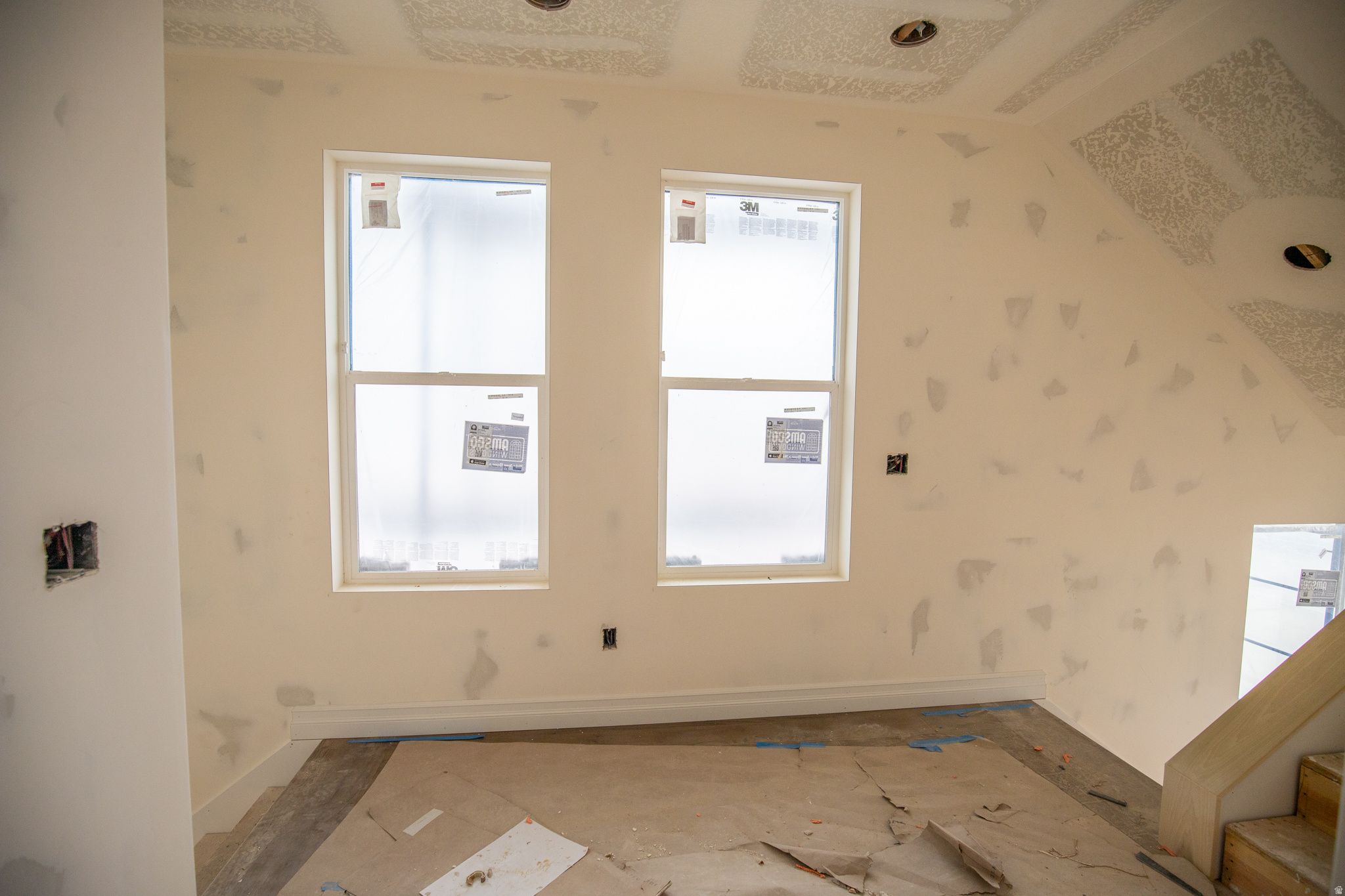 THE IRIS - Residential