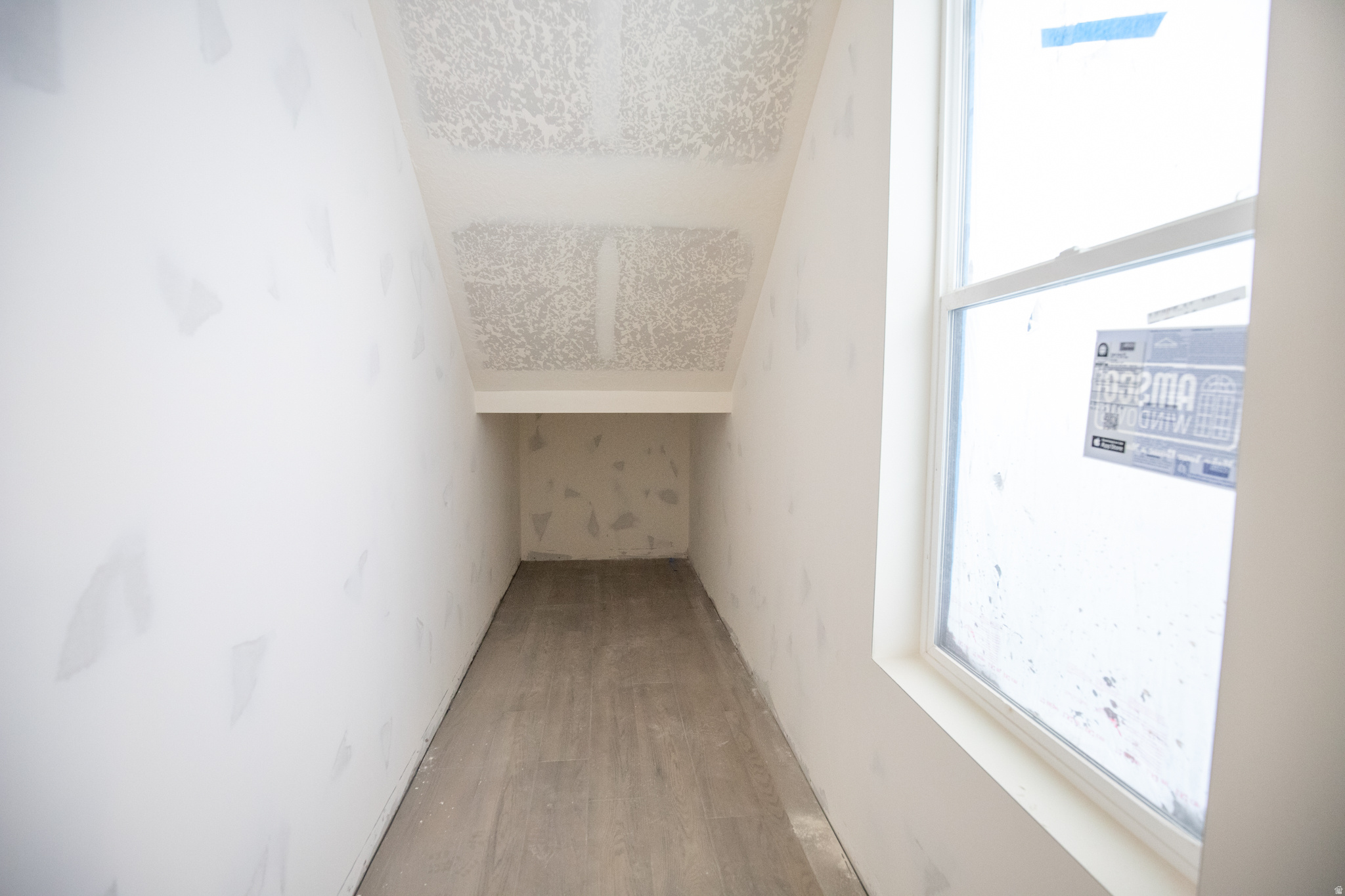 THE IRIS - Residential