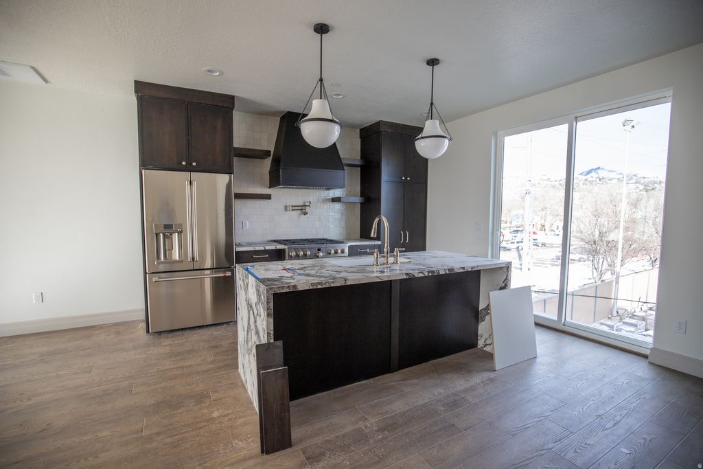 Photo of 443 W 400 N #302, Salt Lake City, UT 84103 (MLS # 2122988)