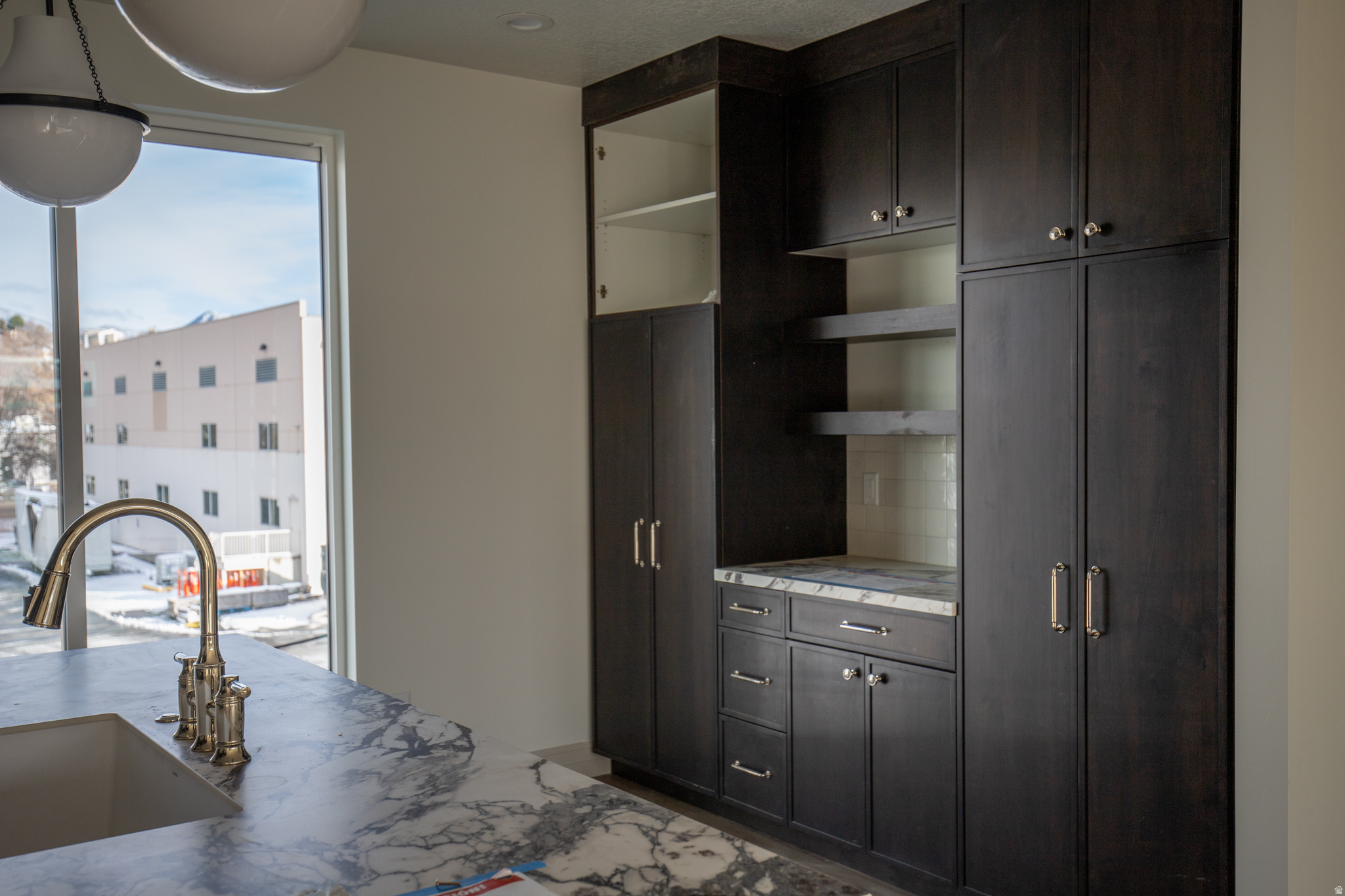 THE IRIS - Residential