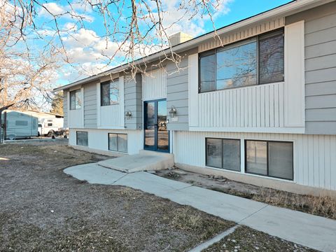 Homes For Sale - 631 W Main St<br/> Wellington, UT 84542