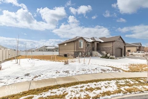 Tiny photo for 2673 W 2125 N, Farr West, UT 84404 (MLS # 2130866)