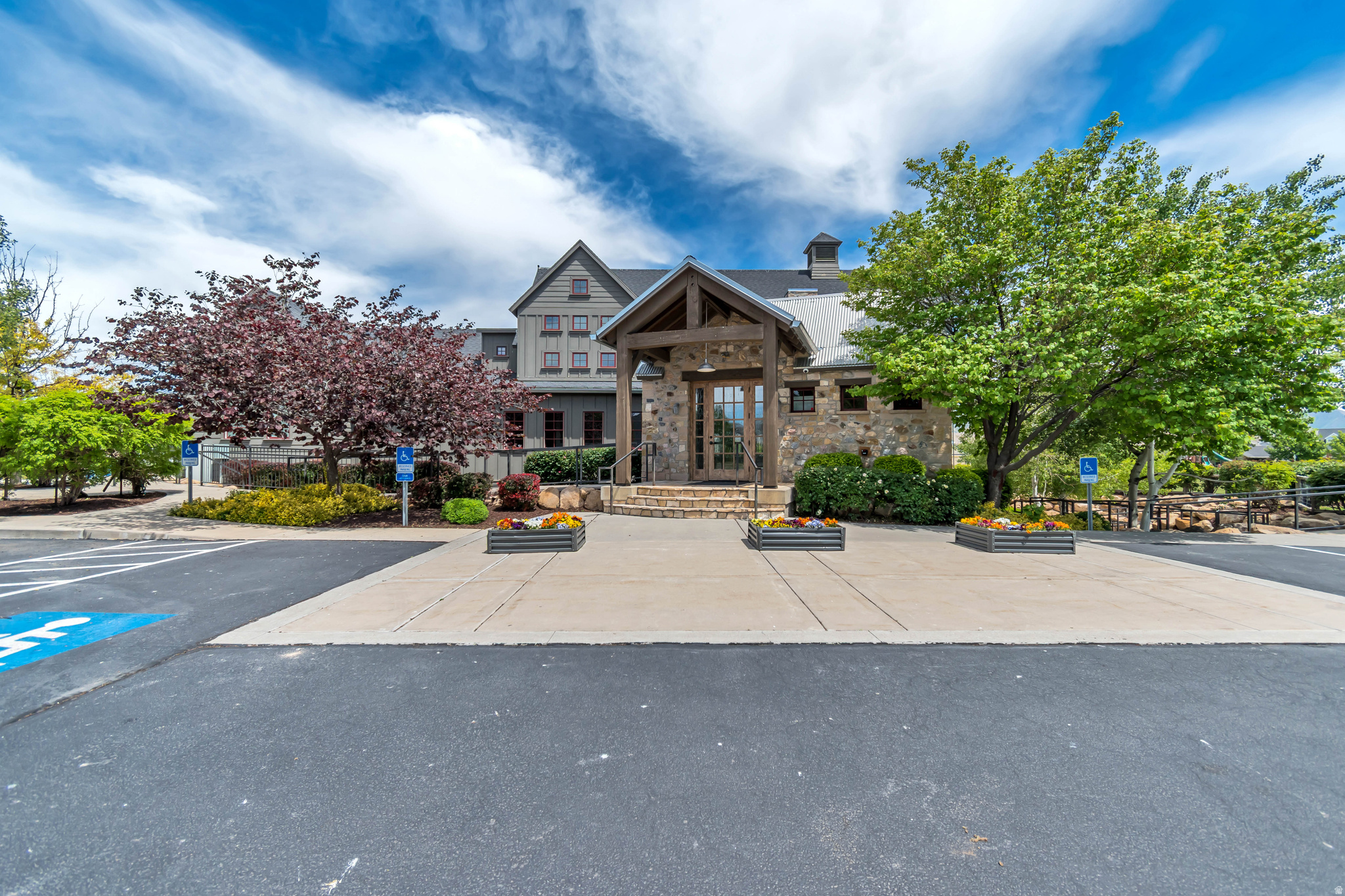 HARVEST PARK - Residential