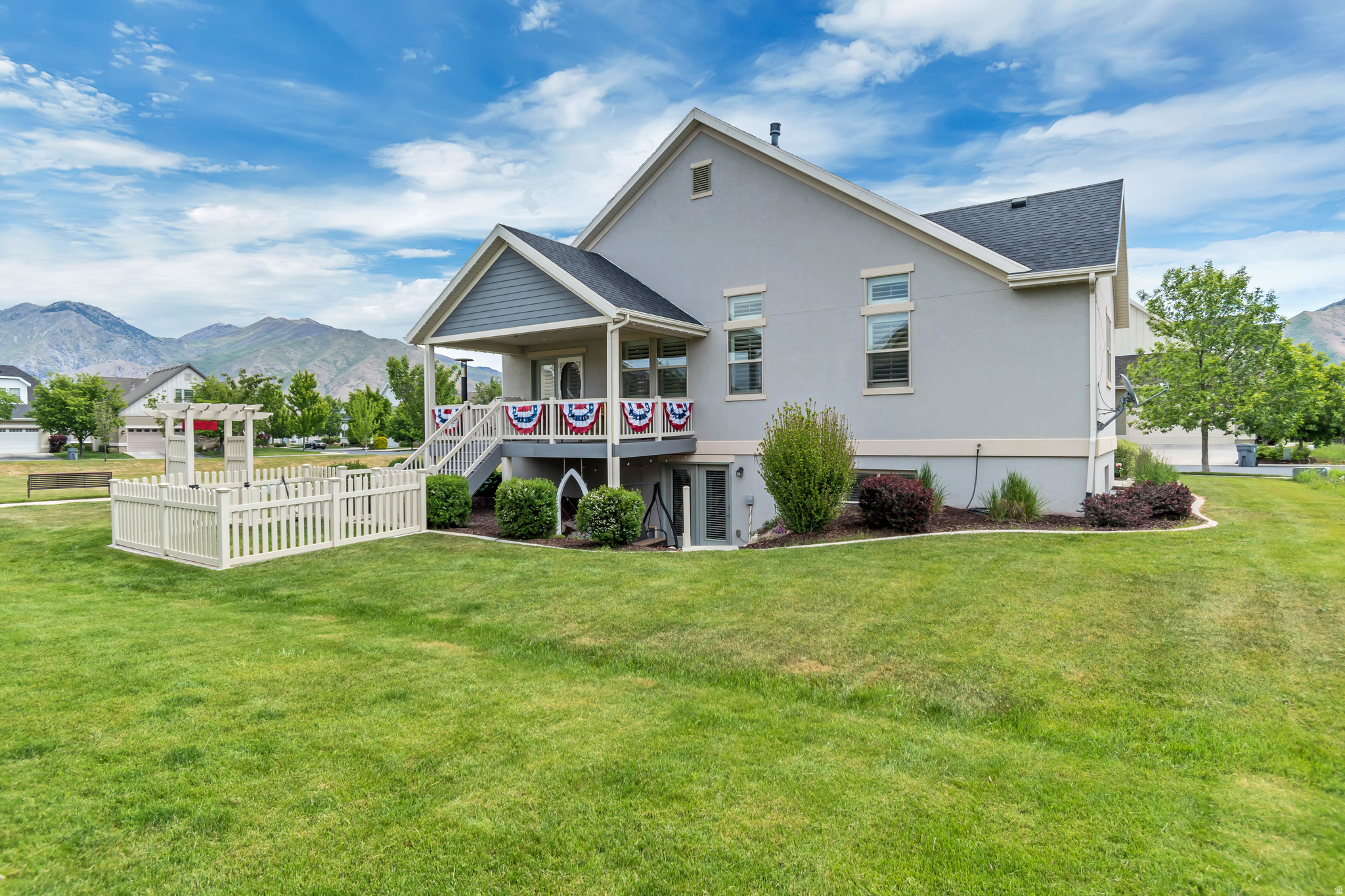 HARVEST PARK - Residential