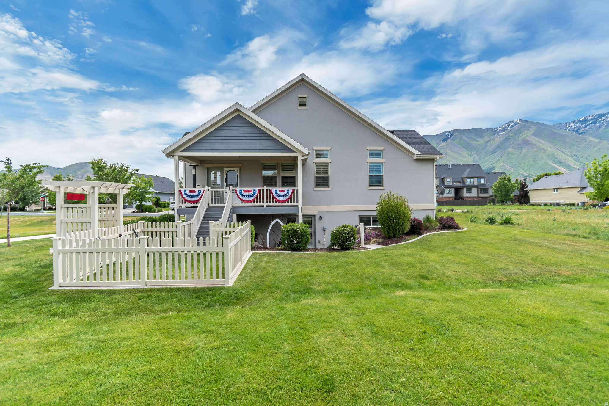 HARVEST PARK - Residential