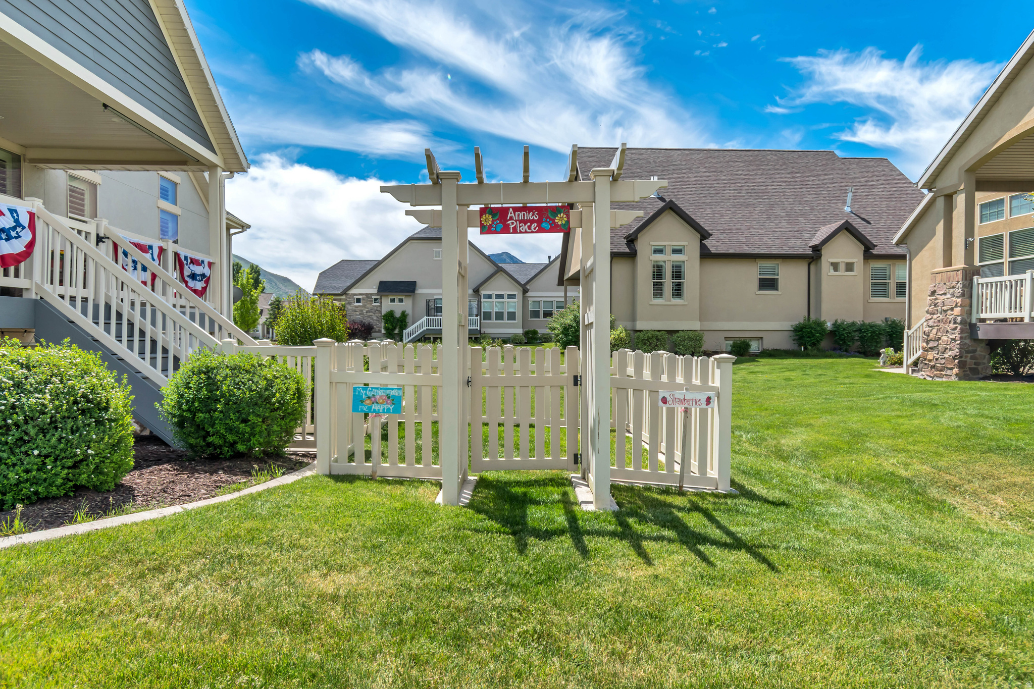 HARVEST PARK - Residential