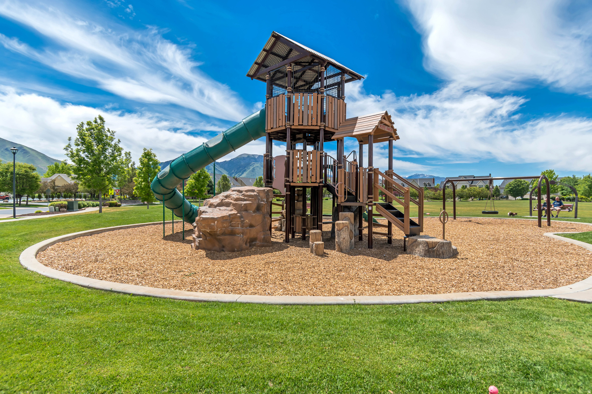 HARVEST PARK - Residential