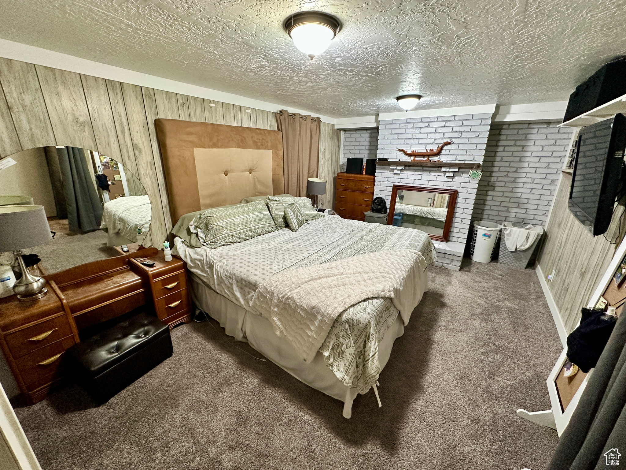 Orem, Utah 84057, United States, 6 Bedrooms Bedrooms, ,2 BathroomsBathrooms,Residential,Active,194544