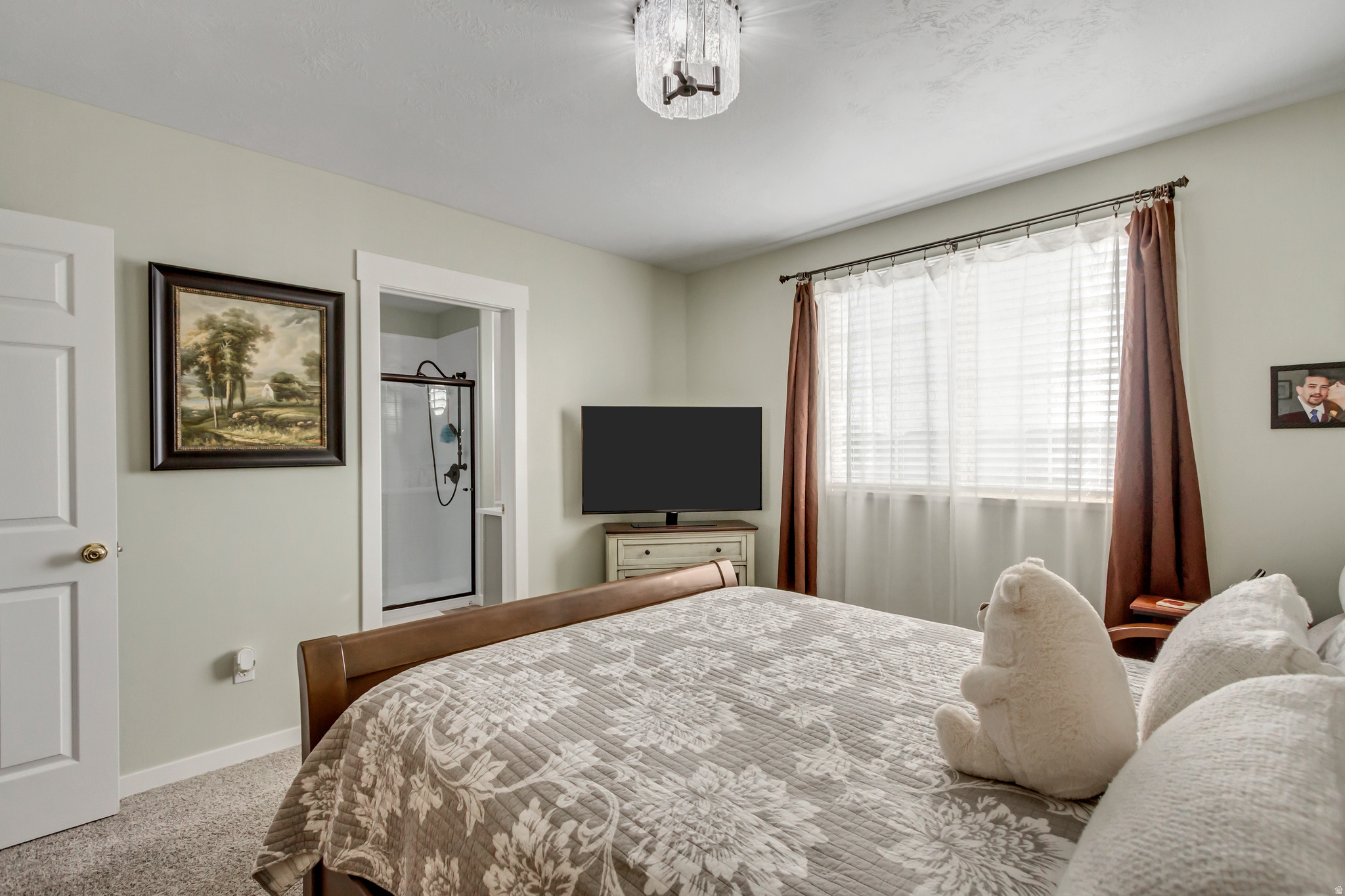 MEADOWS - Residential