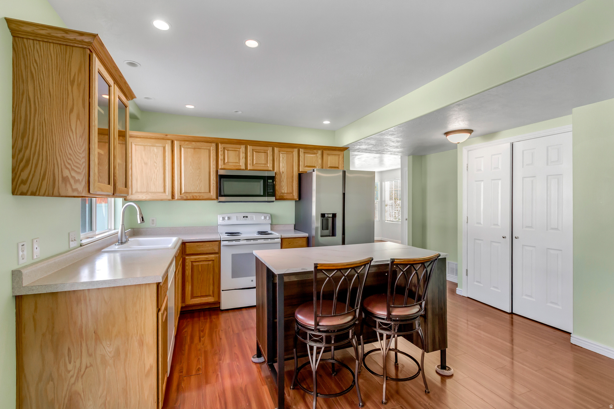 MEADOWS - Residential