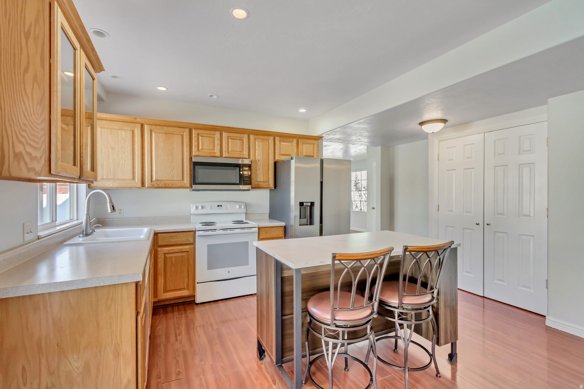 MEADOWS - Residential