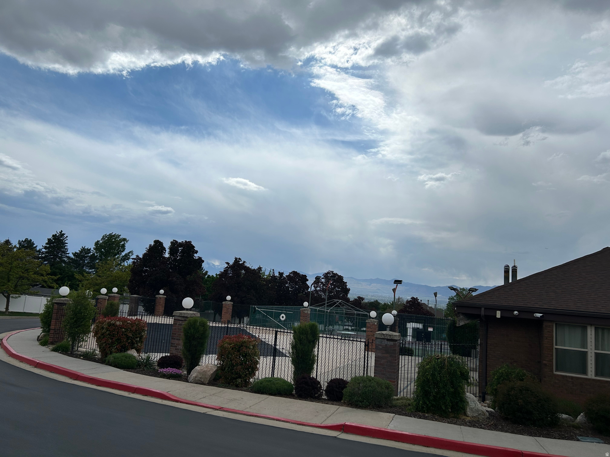COTTONWOOD - Residential