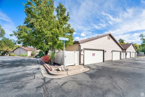 Tiny photo for 621 COACHMAN WAY, Riverdale, UT 84405 (MLS # 2116965)