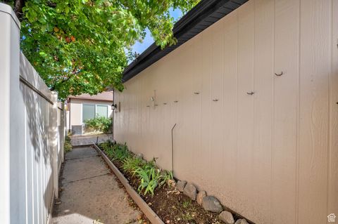 Tiny photo for 621 COACHMAN WAY, Riverdale, UT 84405 (MLS # 2116965)