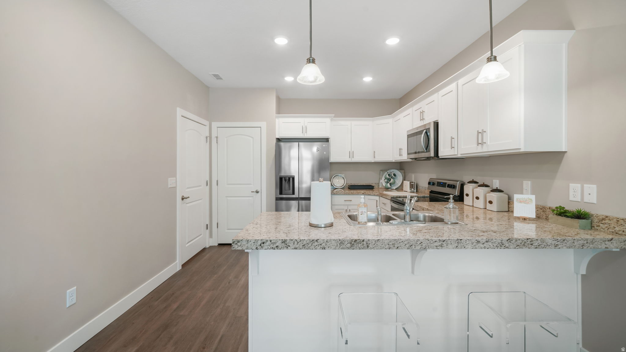 DIGNITY COTTAGES - Residential