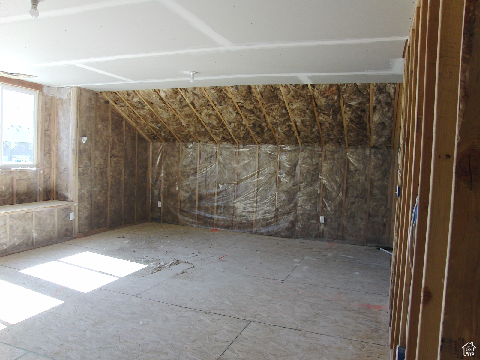 BELLO CORNER - Residential