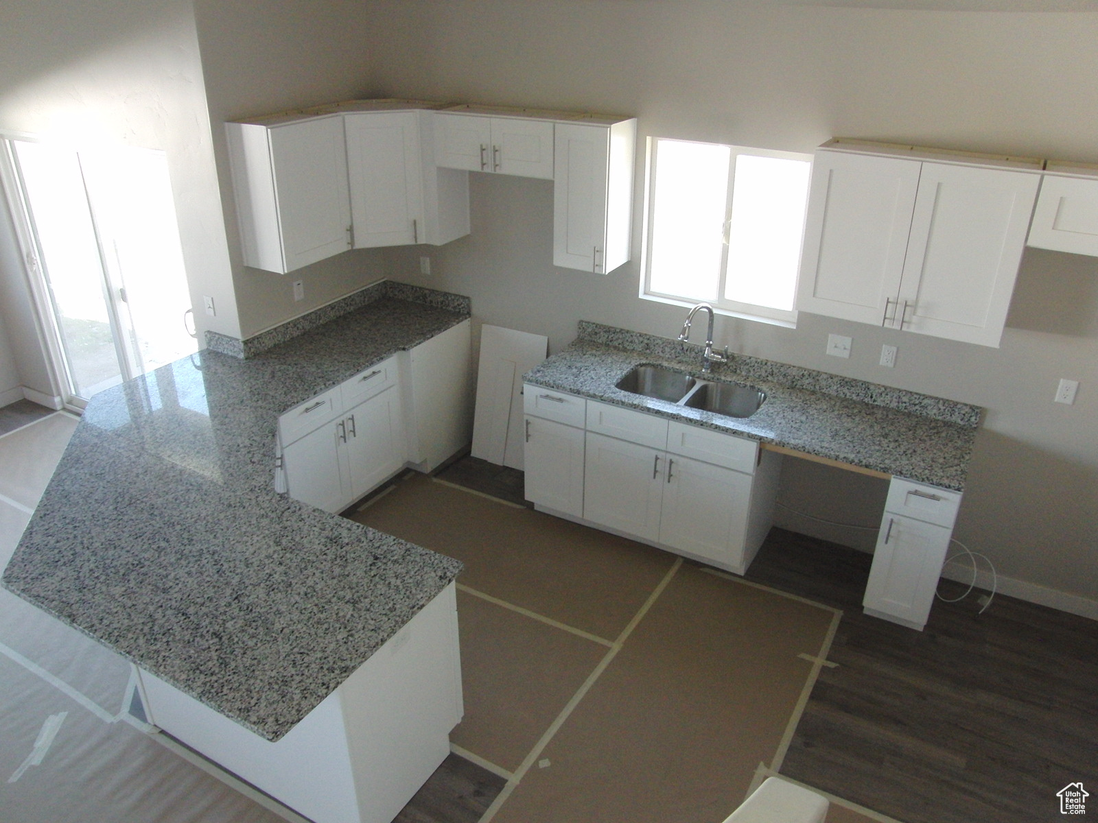 BELLO CORNER - Residential