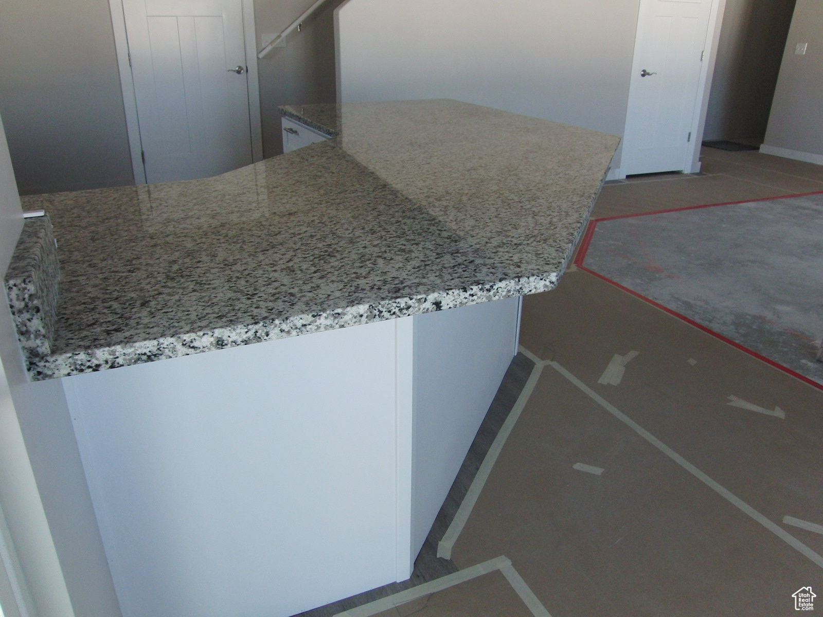 BELLO CORNER - Residential