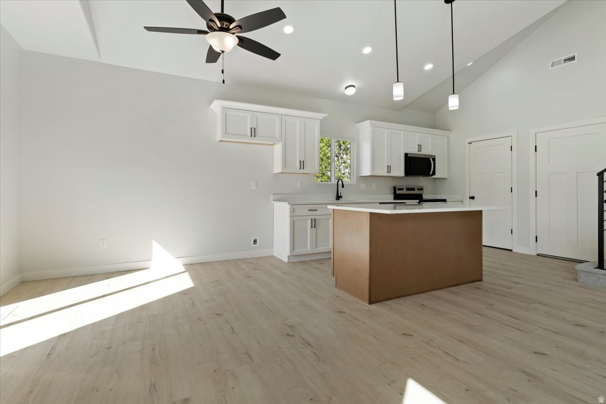 BELLO CORNER - Residential