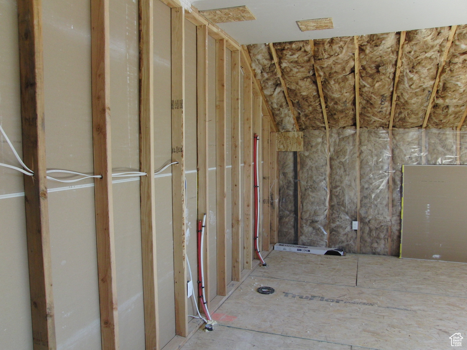 BELLO CORNER - Residential