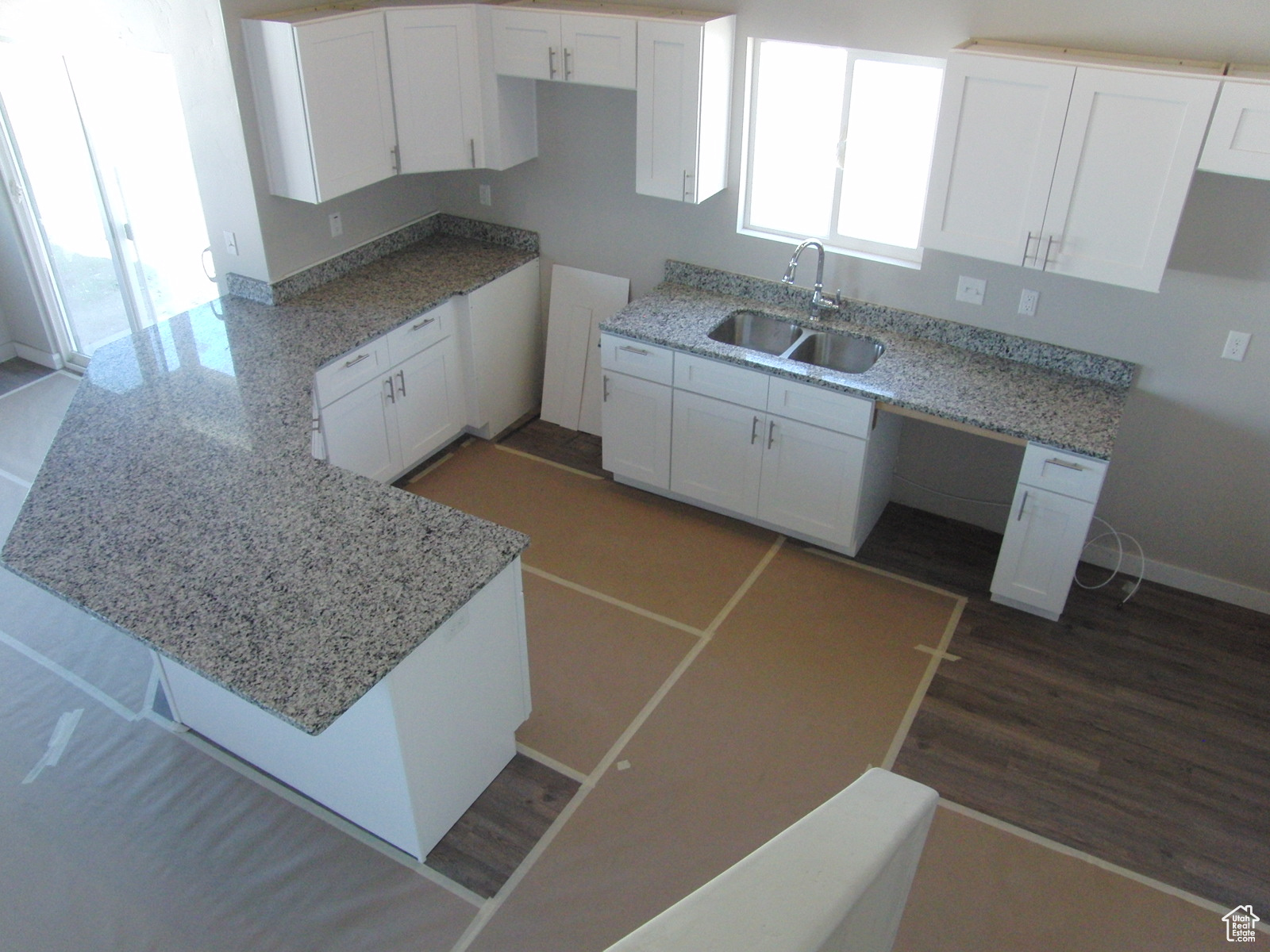 BELLO CORNER - Residential