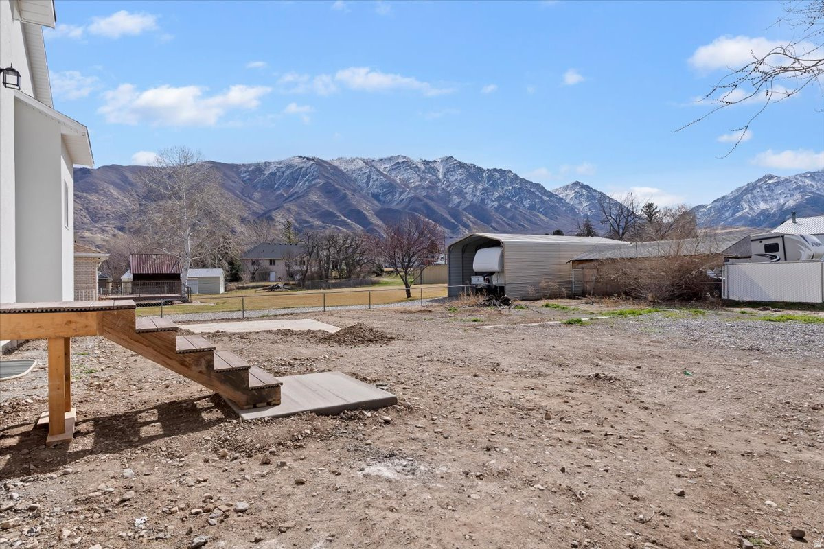 BELLO CORNER - Residential