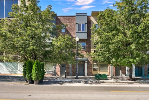 Townhouse For Sale - 4268 S Main St<br/> Murray, UT 84107