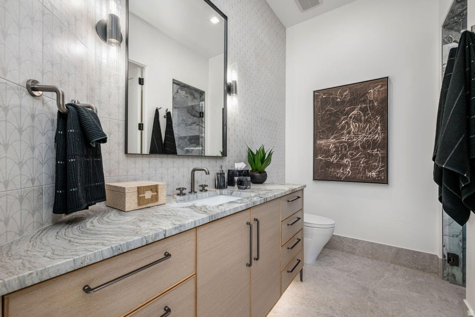 STONE CLIFF 18 AMD & EXT - Residential