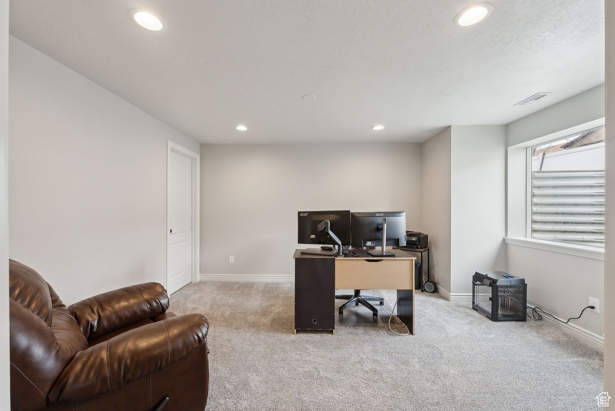 671 S Clearwater Falls Dr, Layton, Utah image 36