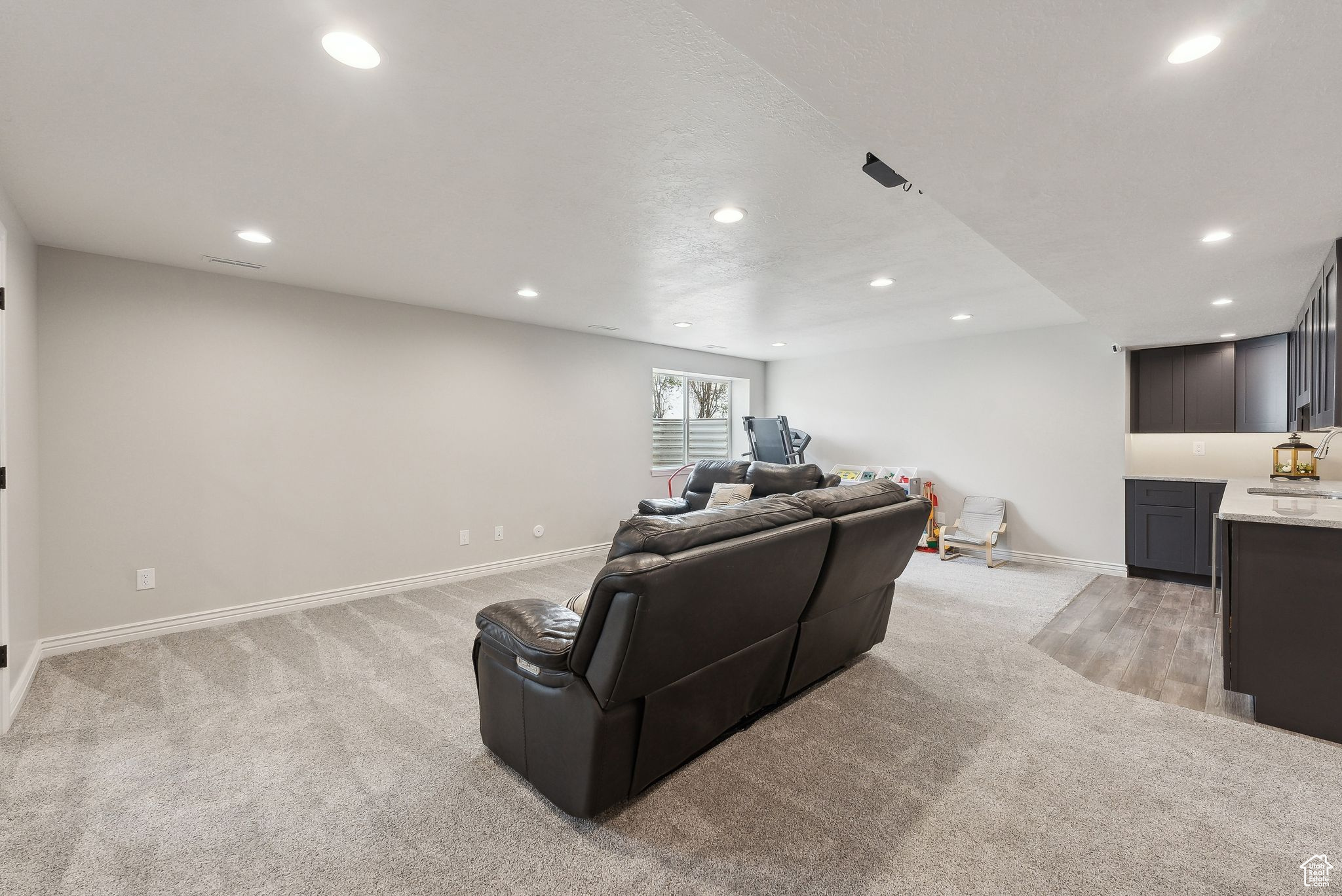 671 S Clearwater Falls Dr, Layton, Utah image 25