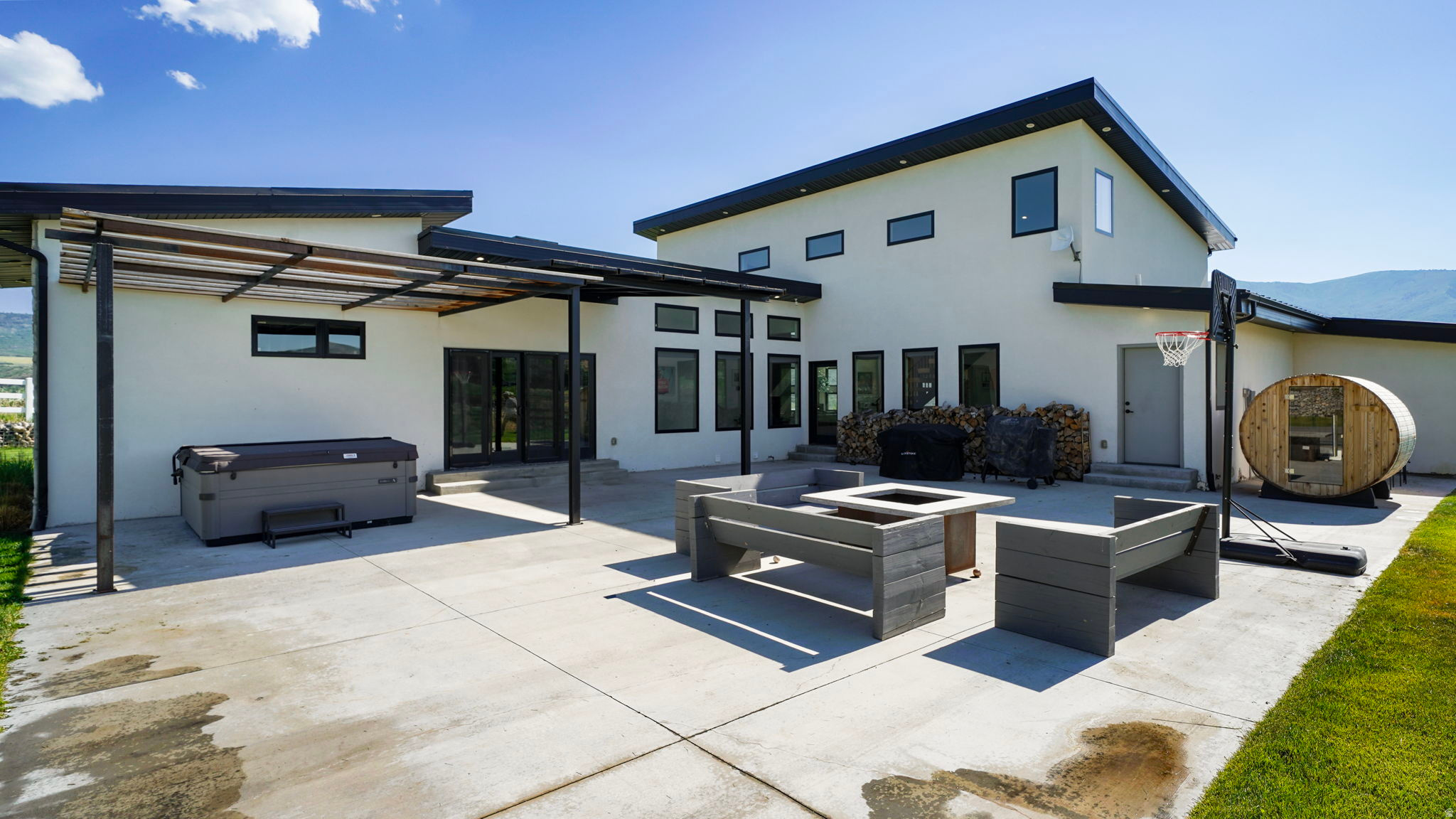 DRAPER FARM PRESERVATION - Residential