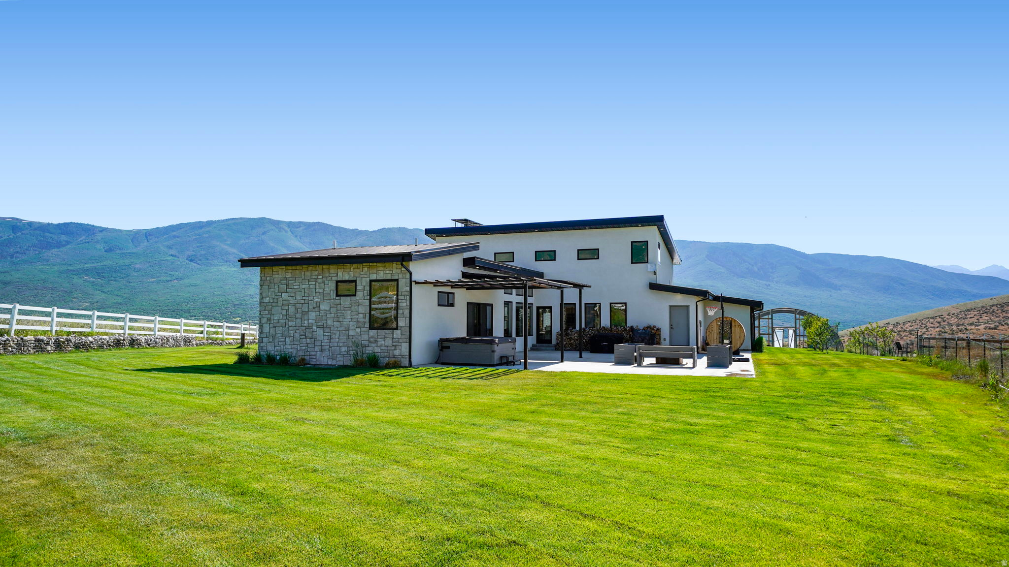 DRAPER FARM PRESERVATION - Residential