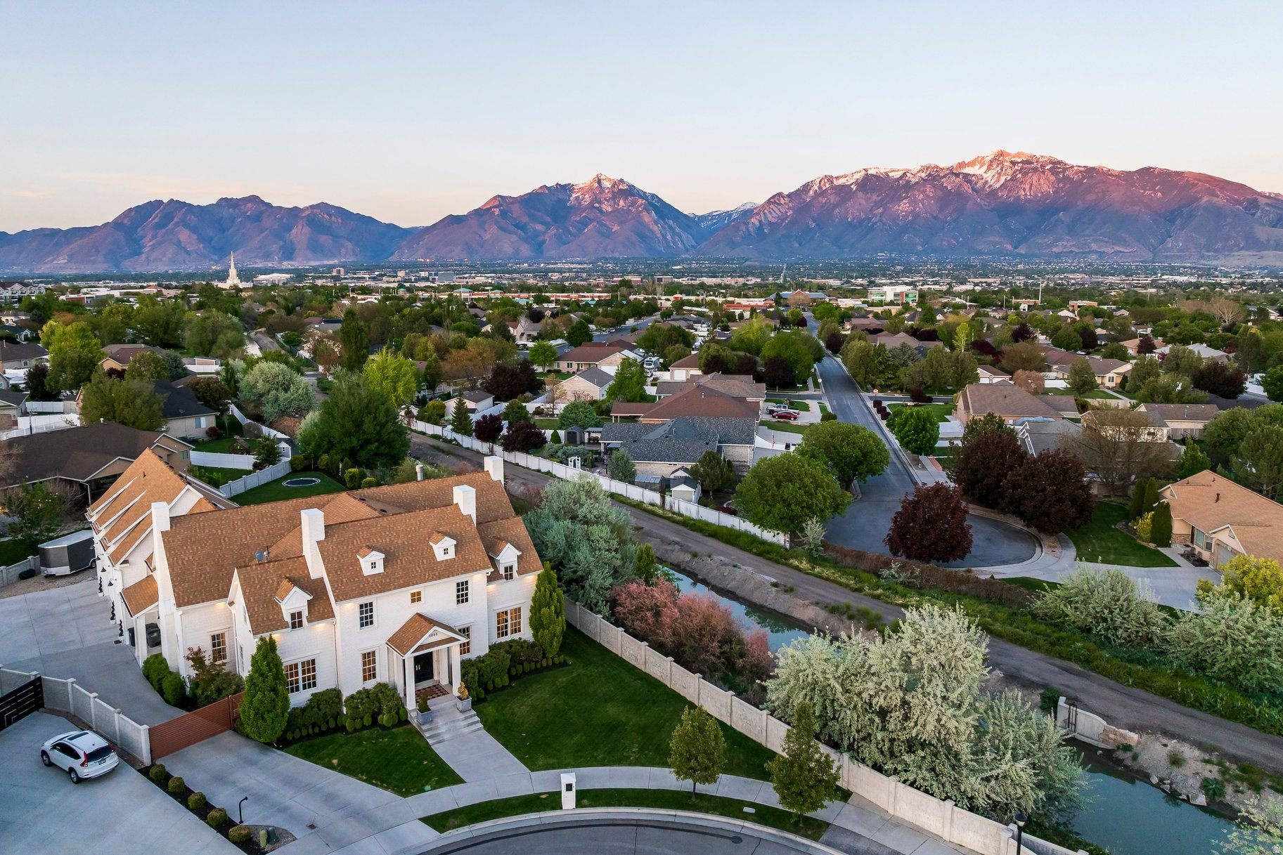 RADIUS CURVE - Residential