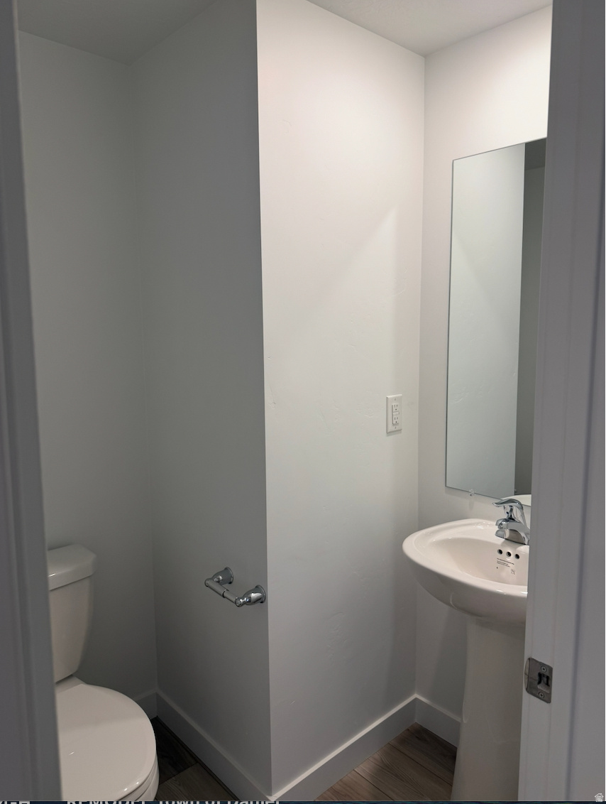 THE VALLEY AT WILDFLOWER - Residential Lease