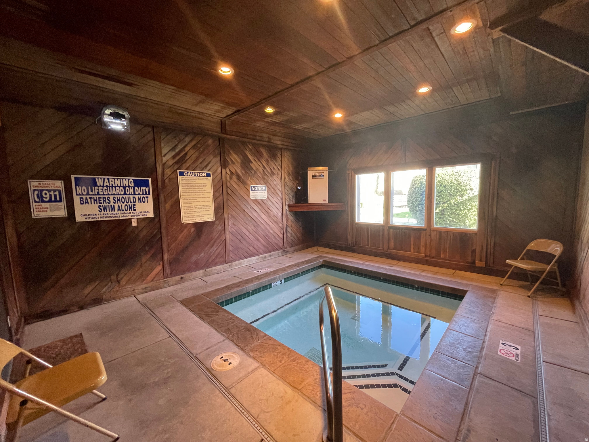 HIDDEN LAKE - Residential