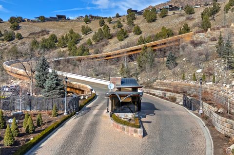 Tiny photo for 7054 S CITY VIEW DR #35, Cottonwood Heights, UT 84121 (MLS # 2068645)