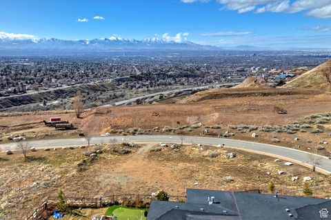 Tiny photo for 7054 S CITY VIEW DR #35, Cottonwood Heights, UT 84121 (MLS # 2068645)