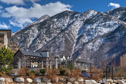 Tiny photo for 7054 S CITY VIEW DR #35, Cottonwood Heights, UT 84121 (MLS # 2068645)