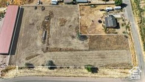 Photo of 2220 N STATE ST #14, Sigurd, UT 84657 (MLS # 2105740)