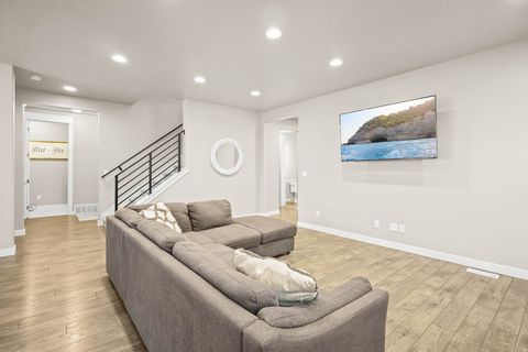 Tiny photo for 1383 W WATSON LN, Lindon, UT 84042 (MLS # 2147598)