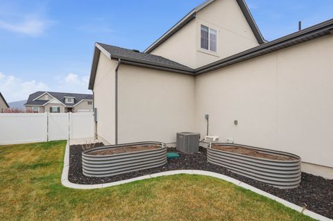 Tiny photo for 1383 W WATSON LN, Lindon, UT 84042 (MLS # 2147598)